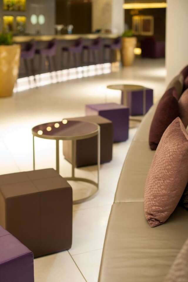 Отель DoubleTree by Hilton Yerevan City Centre Ереван-46
